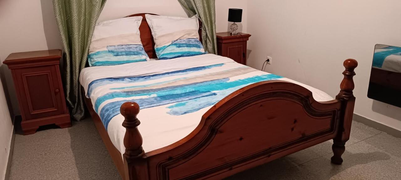 Charmante Maison Avec Piscine Anneyron 외부 사진